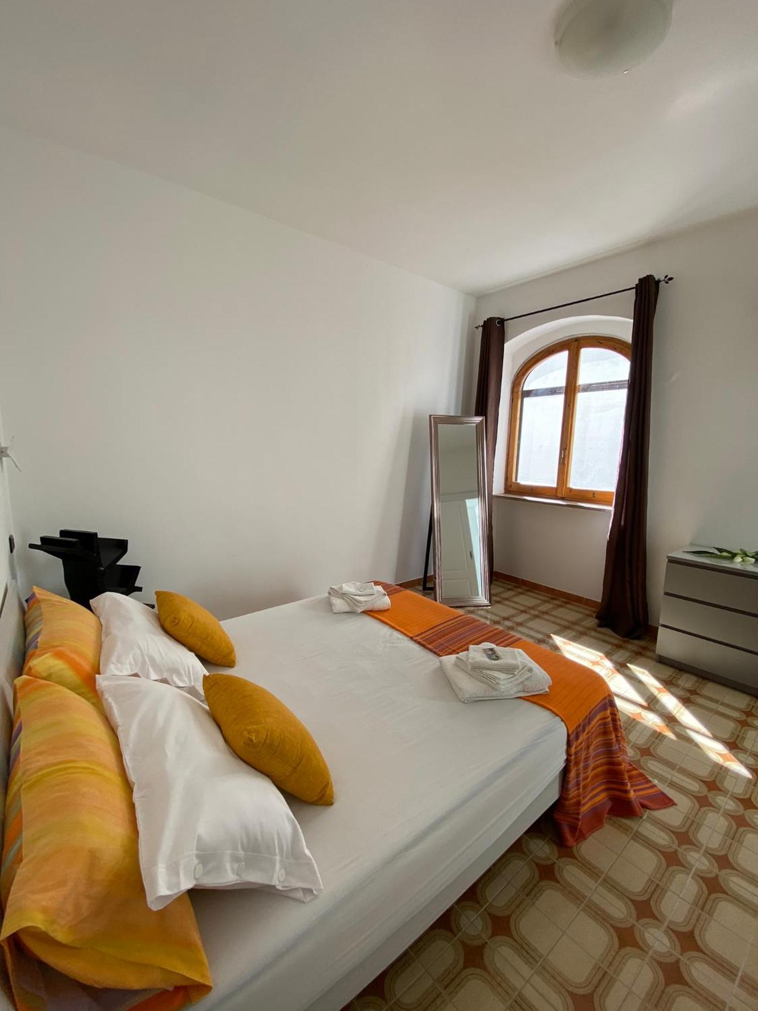 Villa Gaudi Sant Isidoro  Bagian luar foto