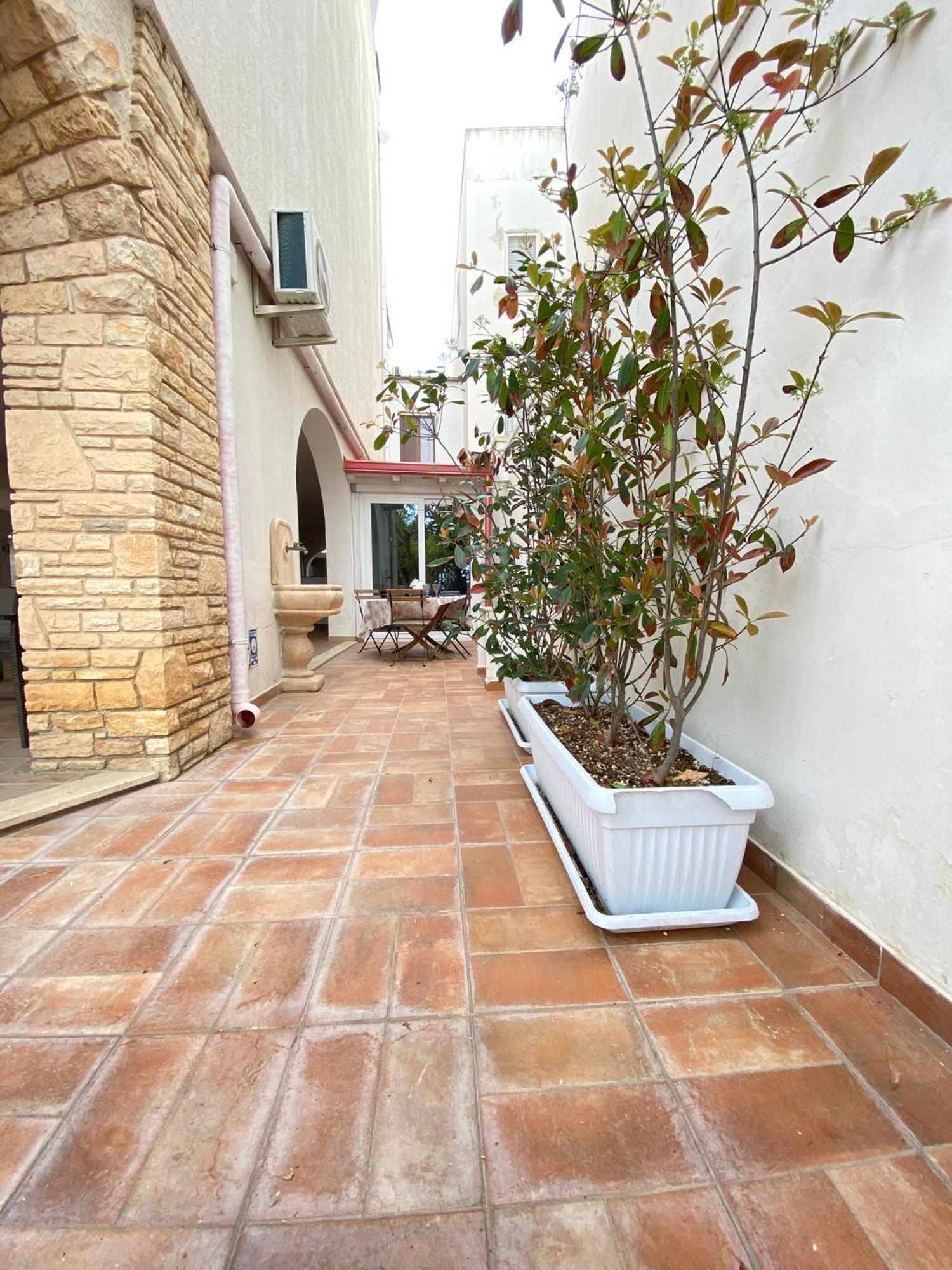 Villa Gaudi Sant Isidoro  Bagian luar foto