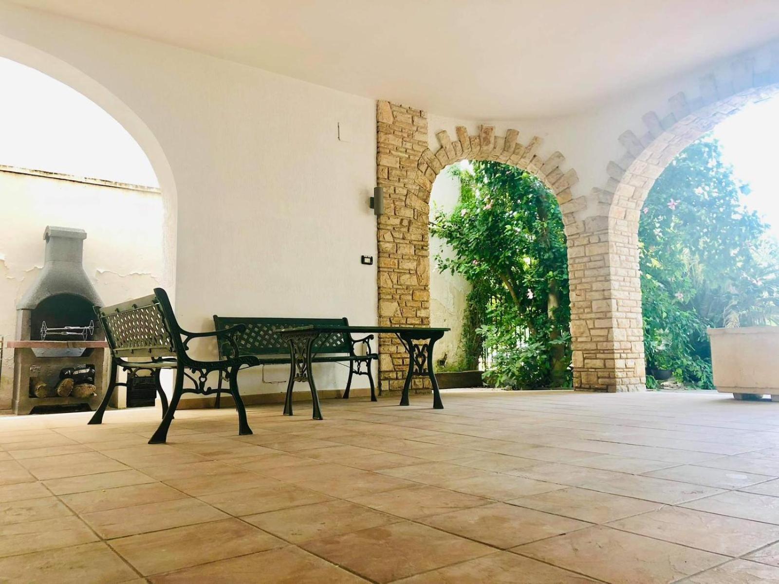 Villa Gaudi Sant Isidoro  Bagian luar foto