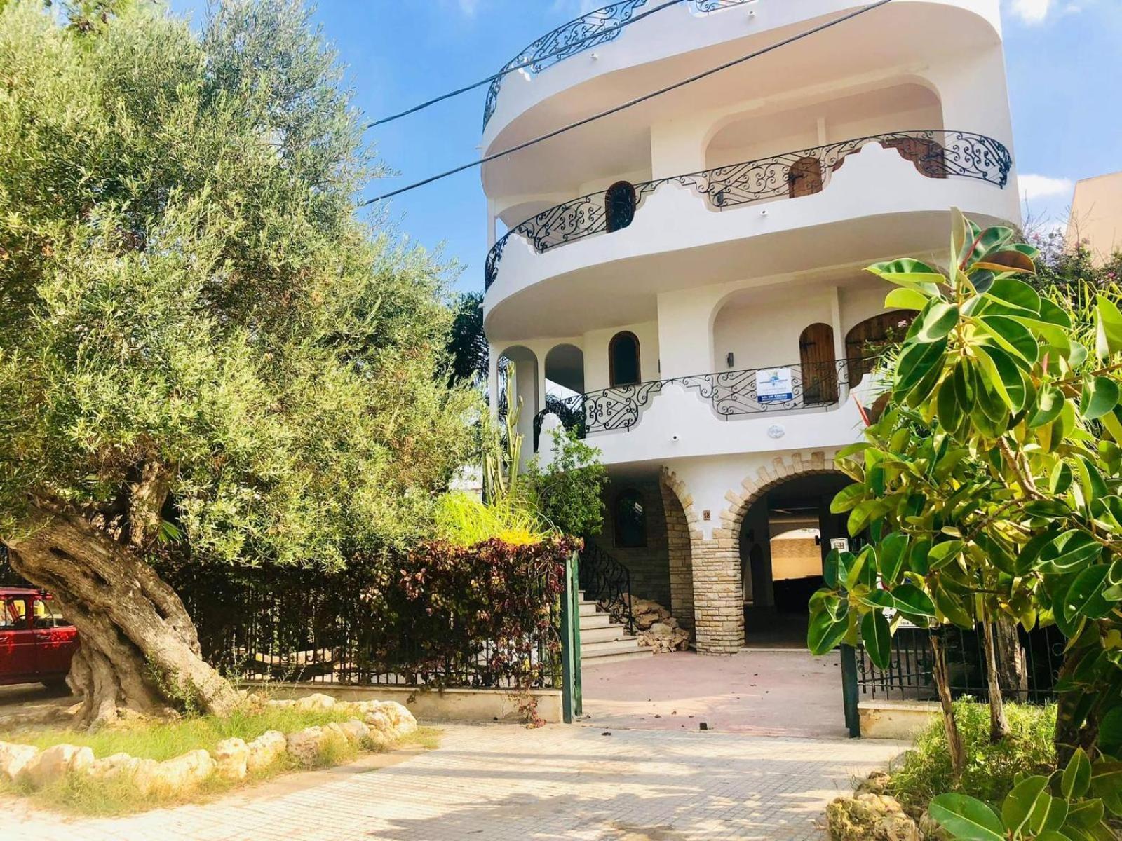 Villa Gaudi Sant Isidoro  Bagian luar foto